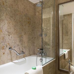 Habitación Clásica con 2 Camas Individuales